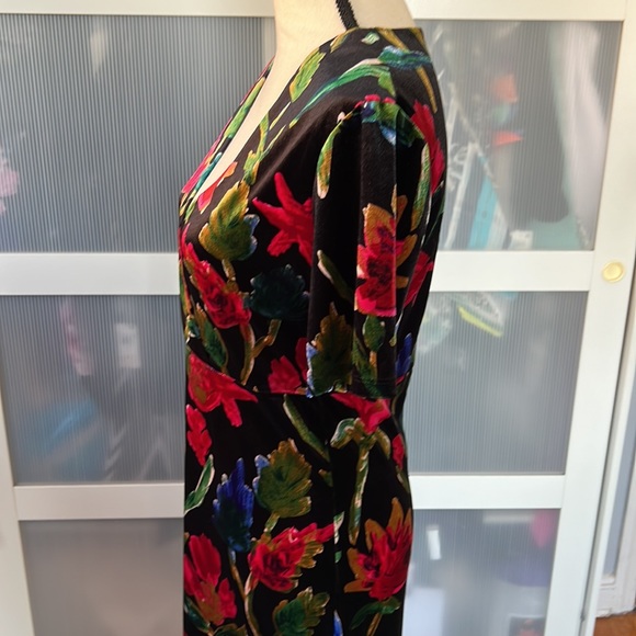 Zara Floral Velvet Midi Short Sleeve Dress Size Large - Picture 5 of 7